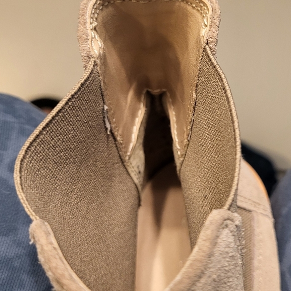 ASOS grey suede Chelsea Boots, size 9 - Picture 13 of 13